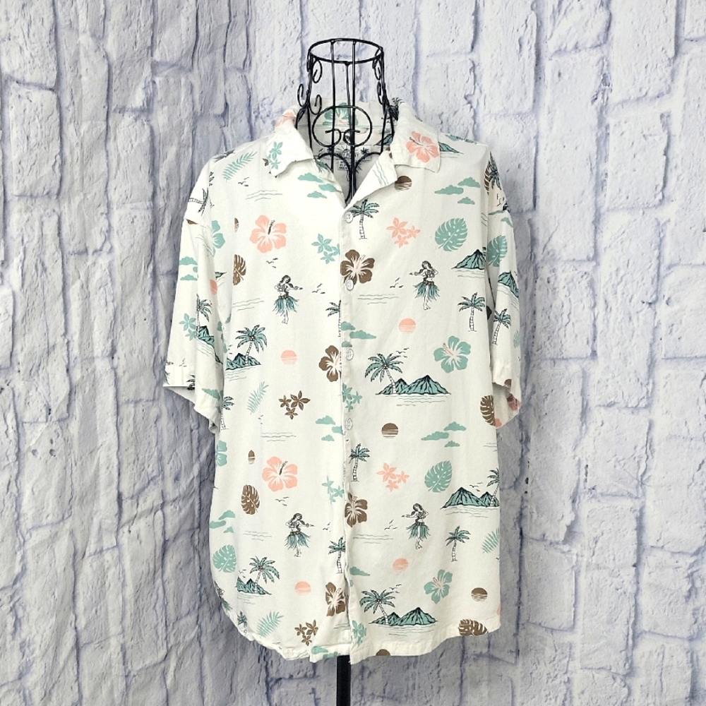 Free Planet White and Green Casual Button Down Shirt